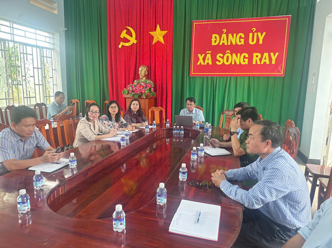 XÃ SÔNG RAY THAM DỰ HỘI NGHỊ TRỰC TUYẾN TỔNG KẾT 2025, TRIỂN KHAI NHIỆM VỤ 2026 VỀ KHOA HỌC – CÔNG NGHỆ, ĐỔI MỚI SÁNG TẠO VÀ CHUYỂN ĐỔI SỐ