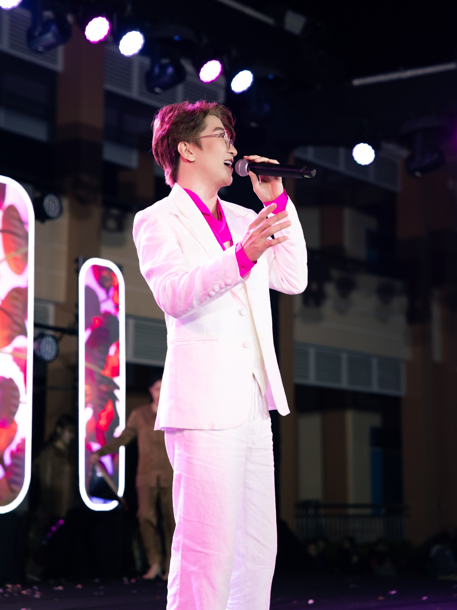 611997427 1284381200386751 3526660354554700042 n