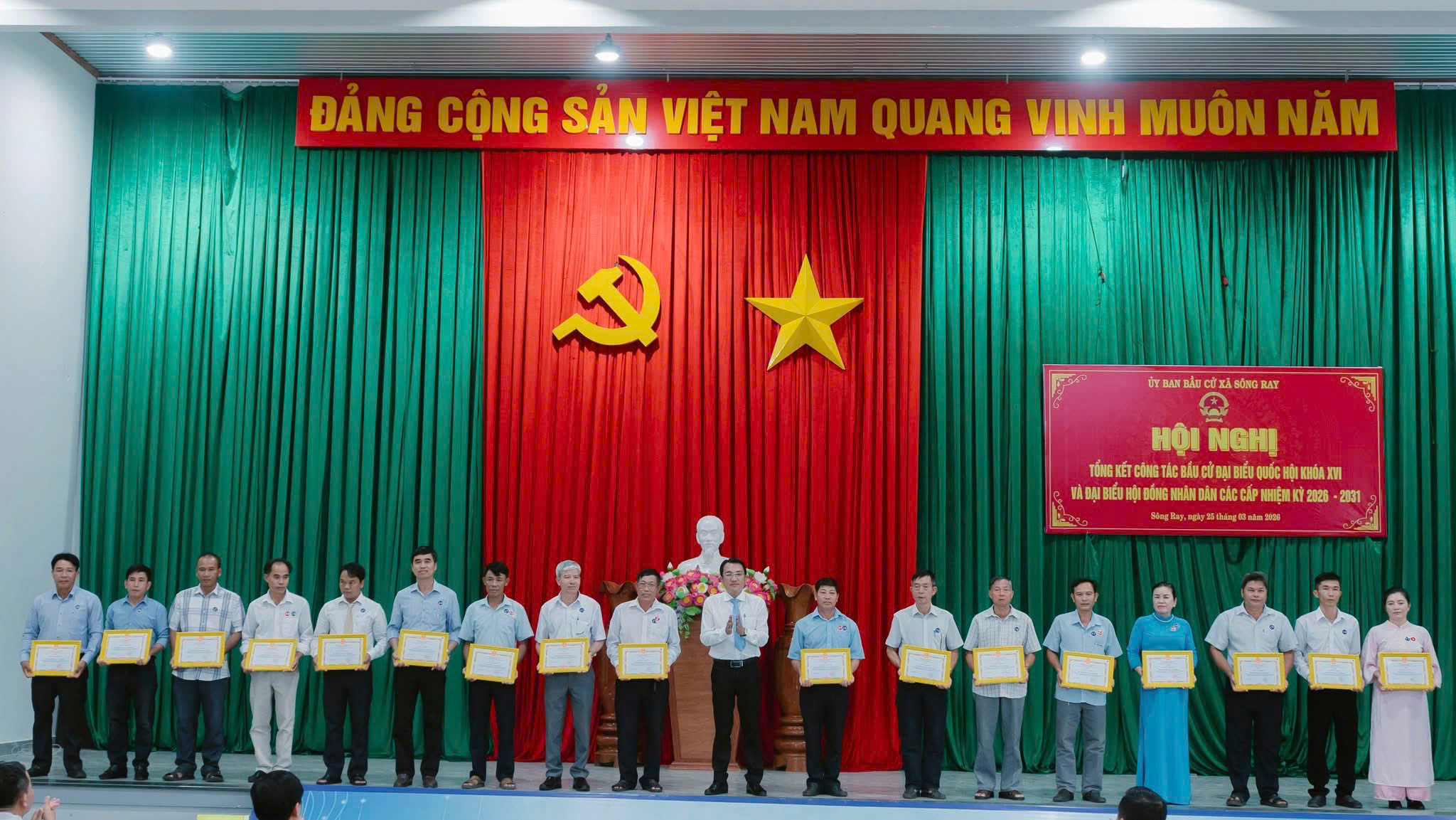 152034952384358667 (2)