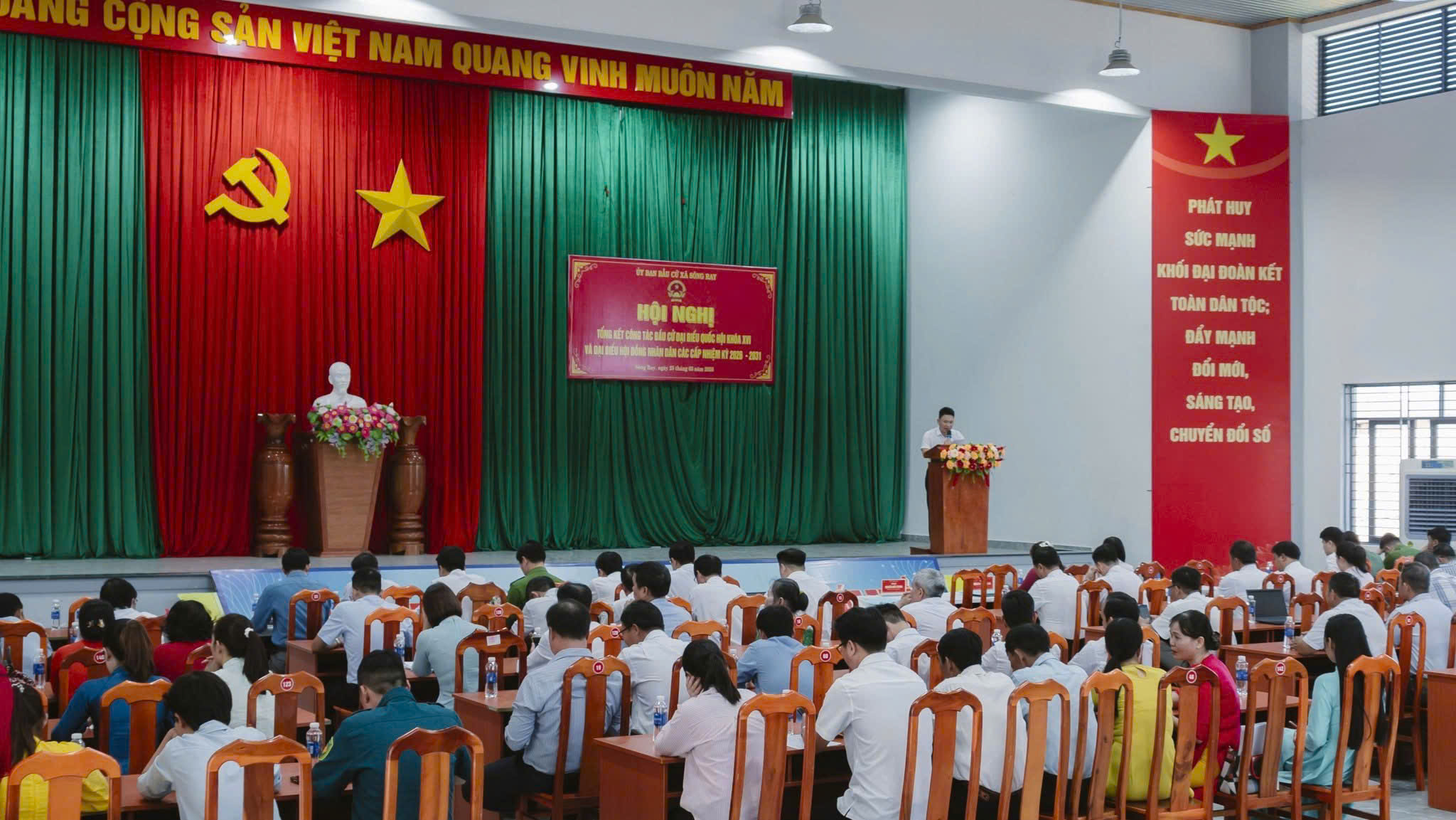 XÃ SÔNG RAY TỔ CHỨC HỘI NGHỊ TỔNG KẾT CÔNG TÁC BẦU CỬ ĐẠI BIỂU QUỐC HỘI KHÓA XVI VÀ ĐẠI BIỂU HĐND CÁC CẤP, NHIỆM KỲ 2026-2031